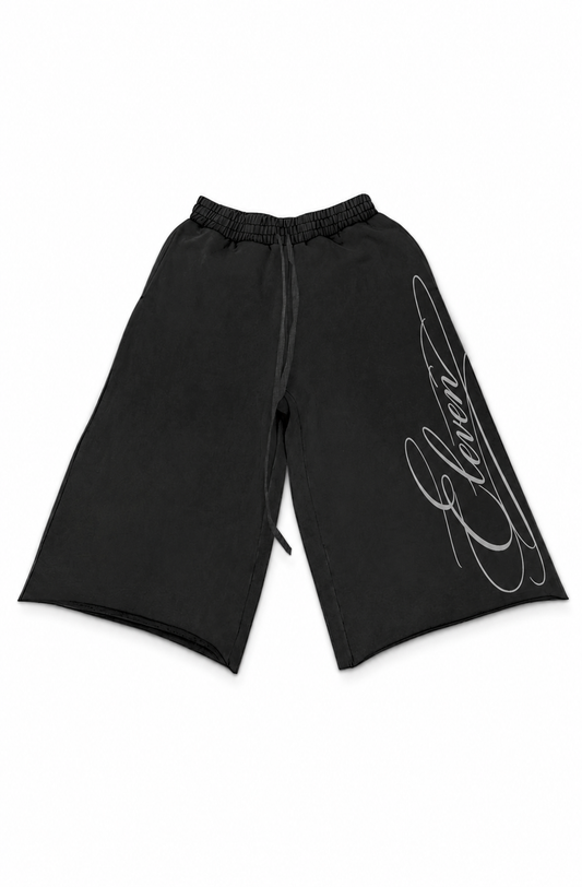 ELEVEN ELEVEN Oversized "Le Short Signature"