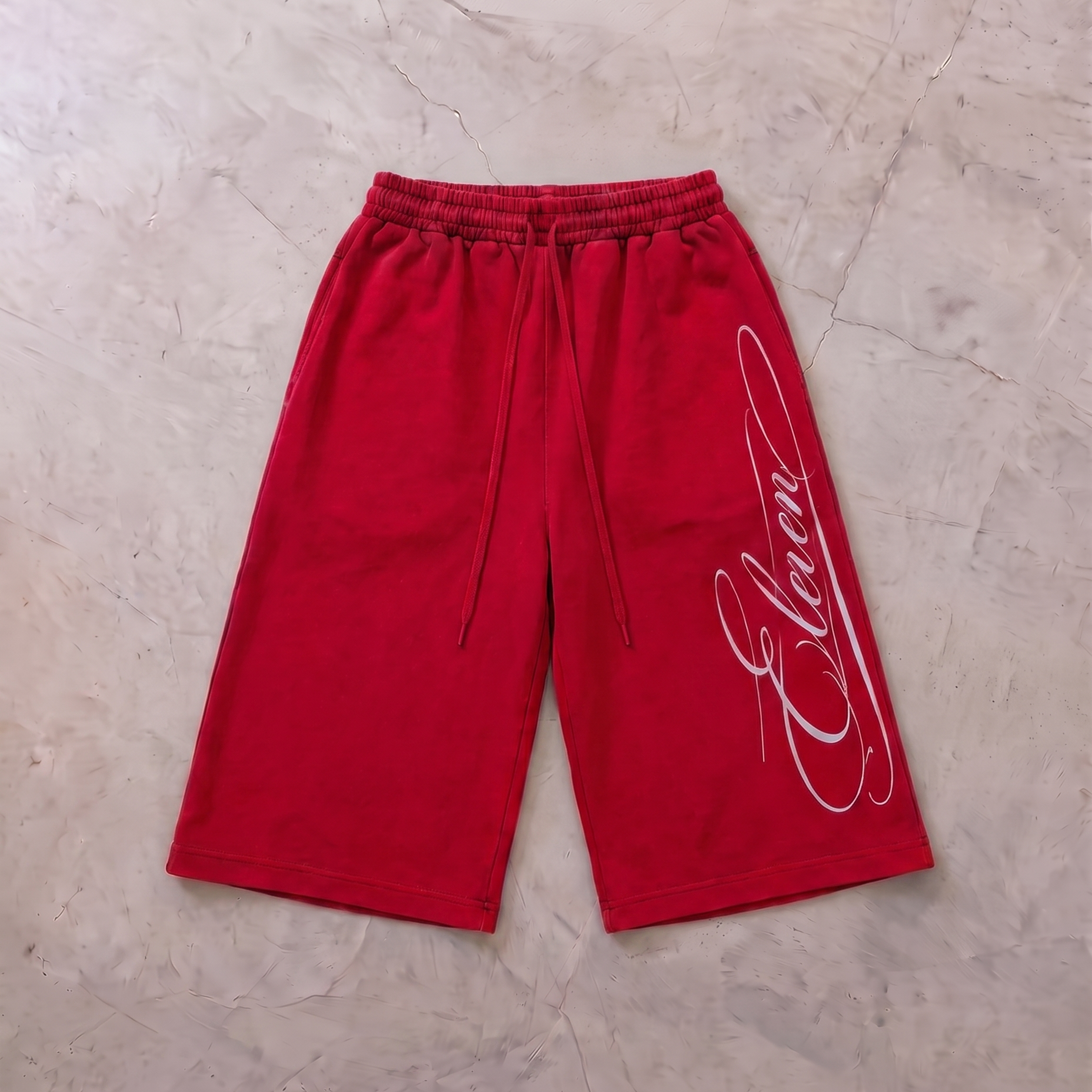 ELEVEN ELEVEN 3/4 SHORTS (RED)